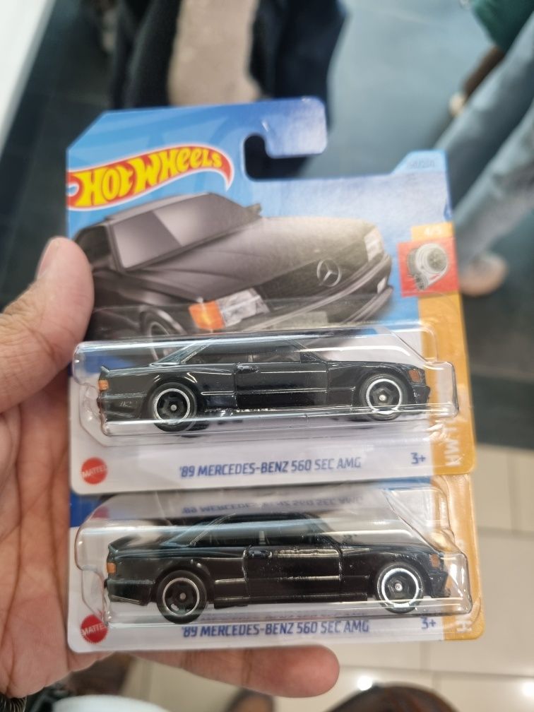 Продам hot wheels Mercedes-benz 560sec