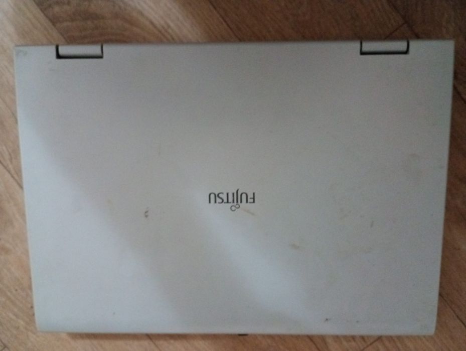 Ноутбук Fujitsu (на запчасти)