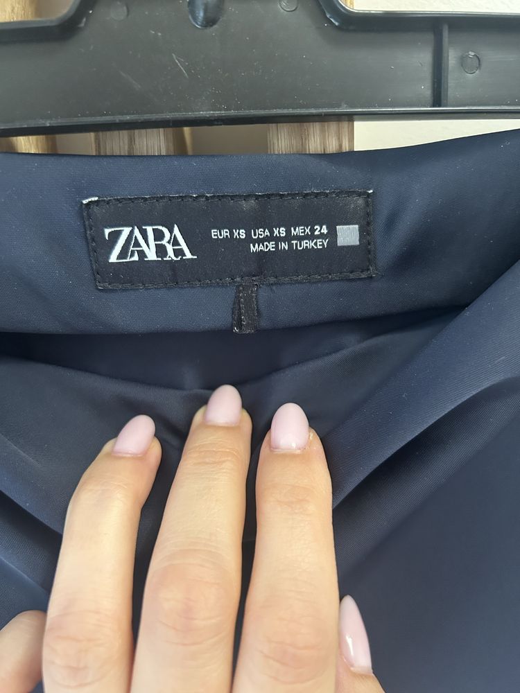 Дамски рокли Zara, Morgan