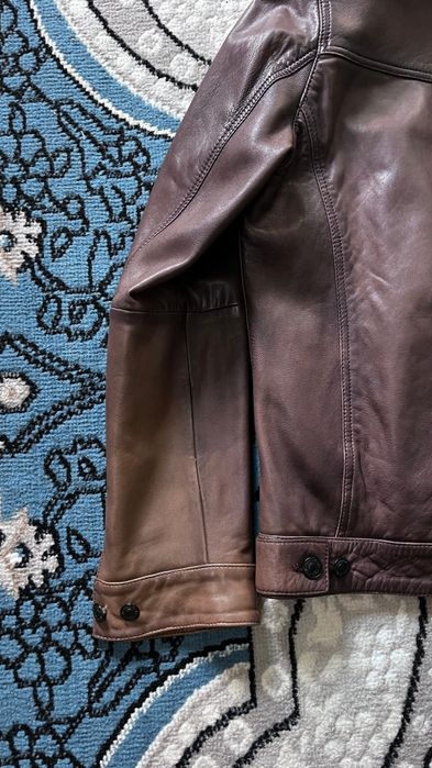 Кожаная куртка massimo dutti