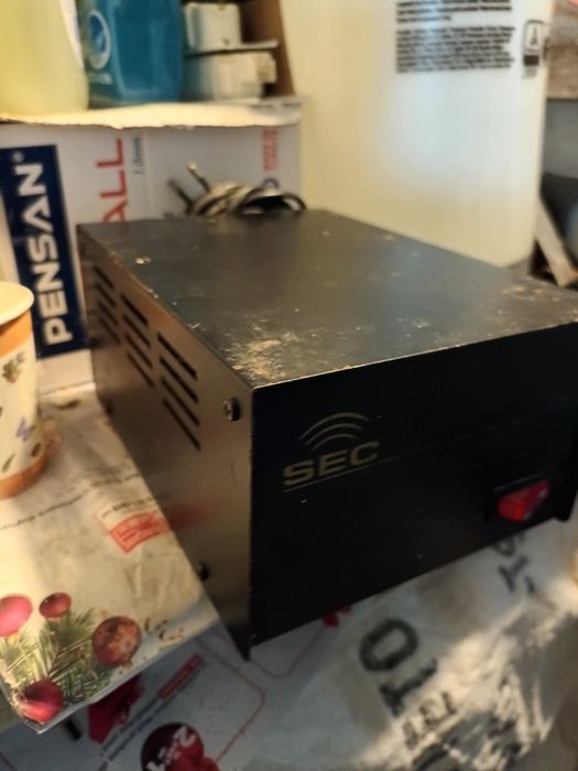 Transformator 12v -[13,8v)cu protecție