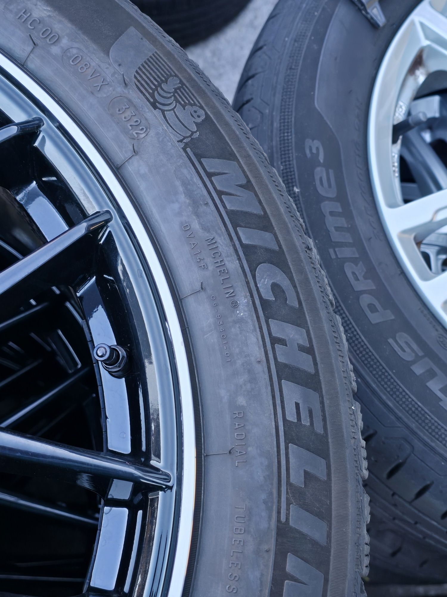 4 Броя Гуми Michelin 2x235/50/20 2x255/45/20 2022dot