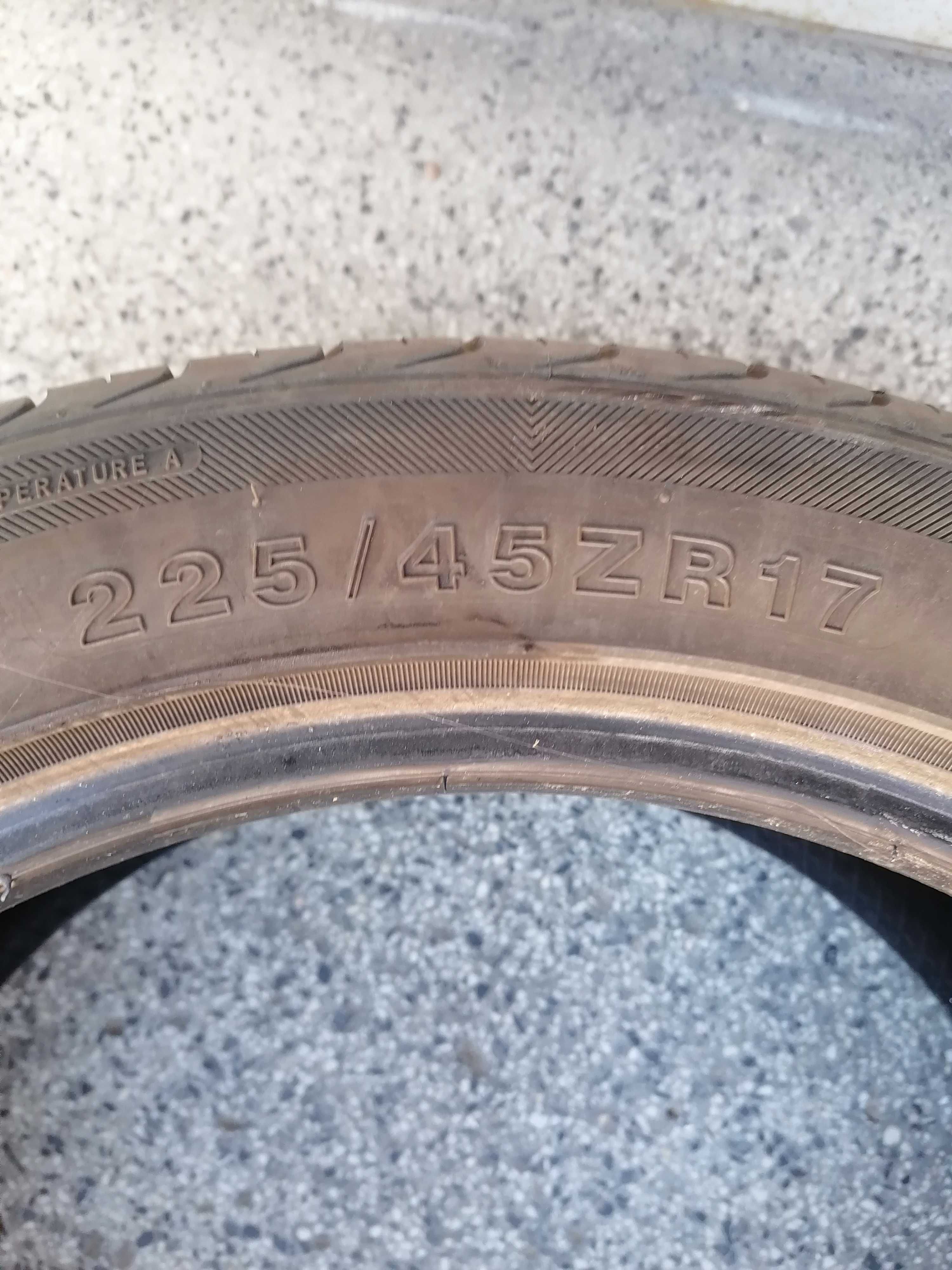 Продавам летни гуми 225/45 R17 DOT 0123