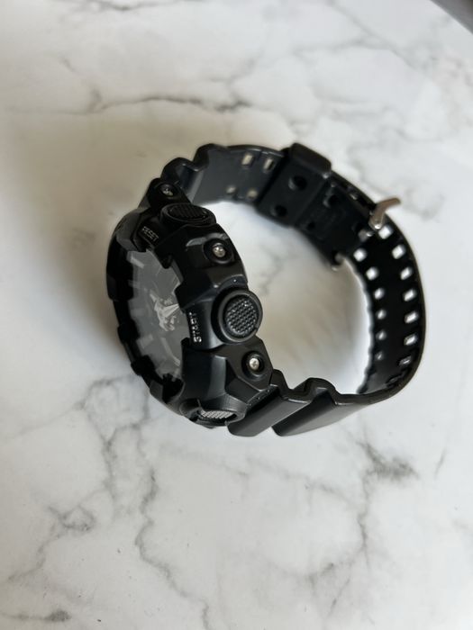 Часовник Casio G-shock GA-710 ! Оригинален! 60 лв …