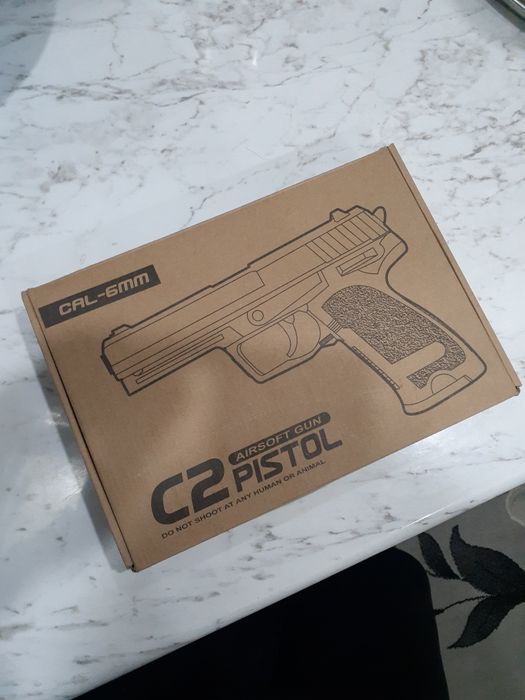 Пистолет с2 сотилади янги.