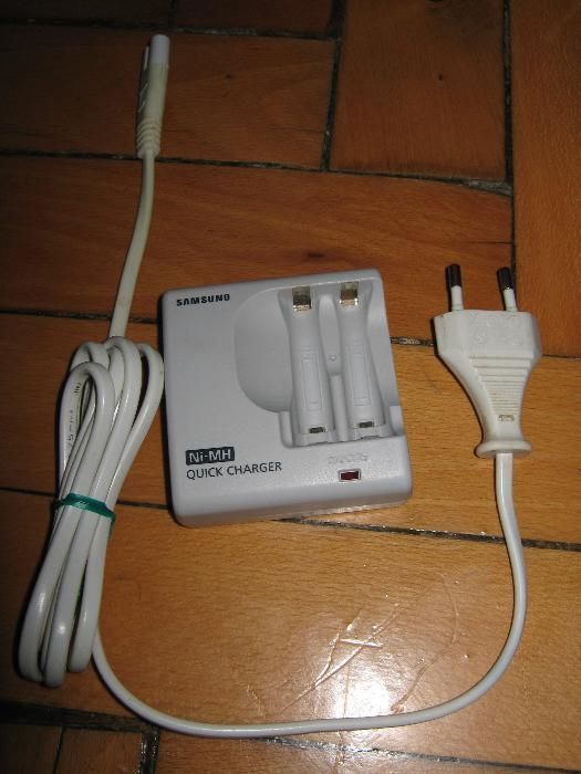 Incarcator acumulatori Ni-MH Samsung SBC-N2 Quick Charger