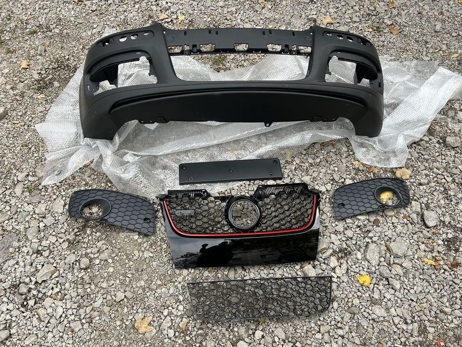 Предна броня Голф 5 GTI