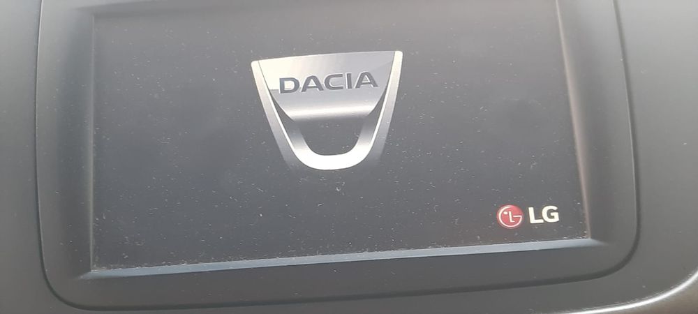 Logan 2015 fabricatie euro 5 aer conditionat, functioneaza ca noua...