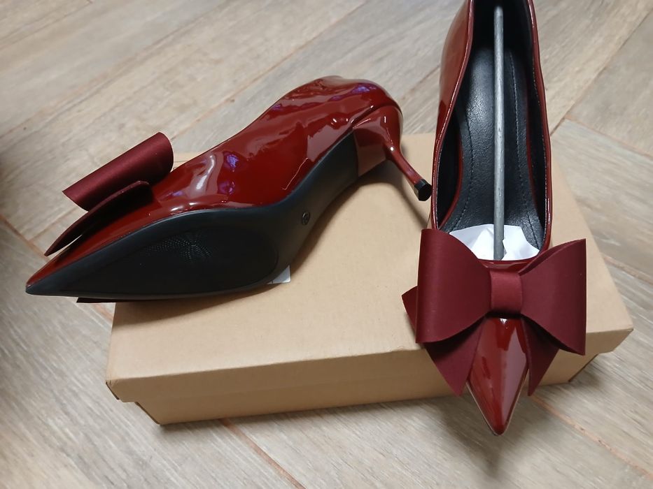 Pantofi stiletto vișiniu