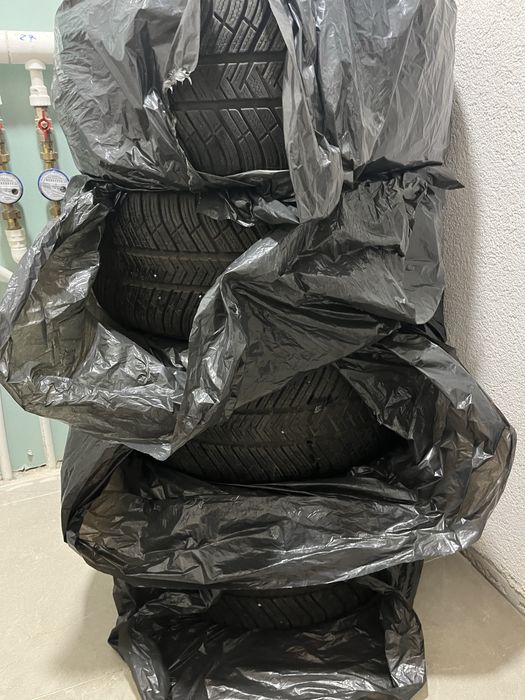 Set Anvelope iarna 255/45/R19-285/40/R19 , 4 buc