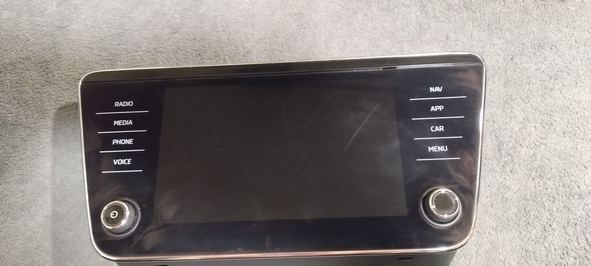 Vand climatronic,display și ceasuri bord. Skoda Superb 3