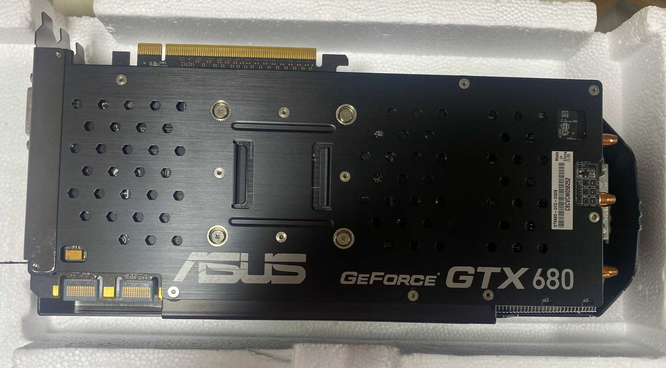 Asus GeForce GTX 680 DirectCU II V2