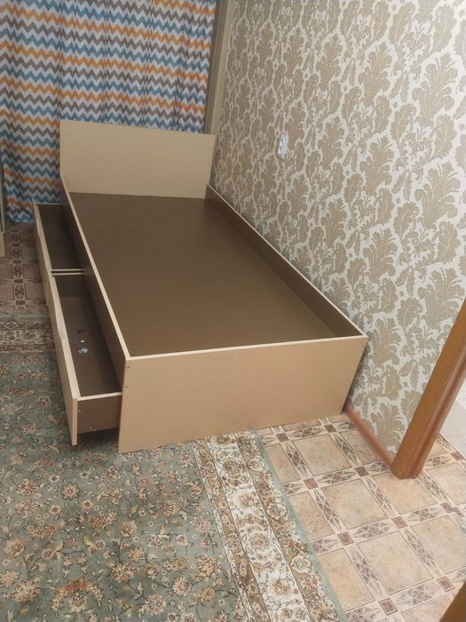 Продам кровать срочно