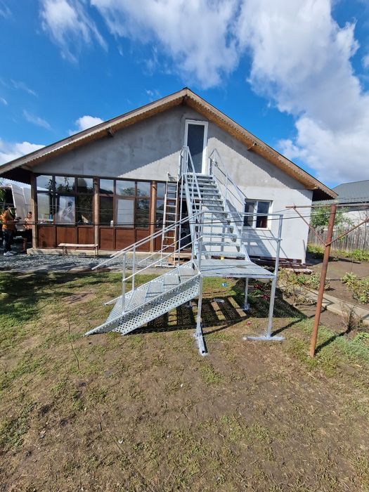 Scari metalice galvanizate