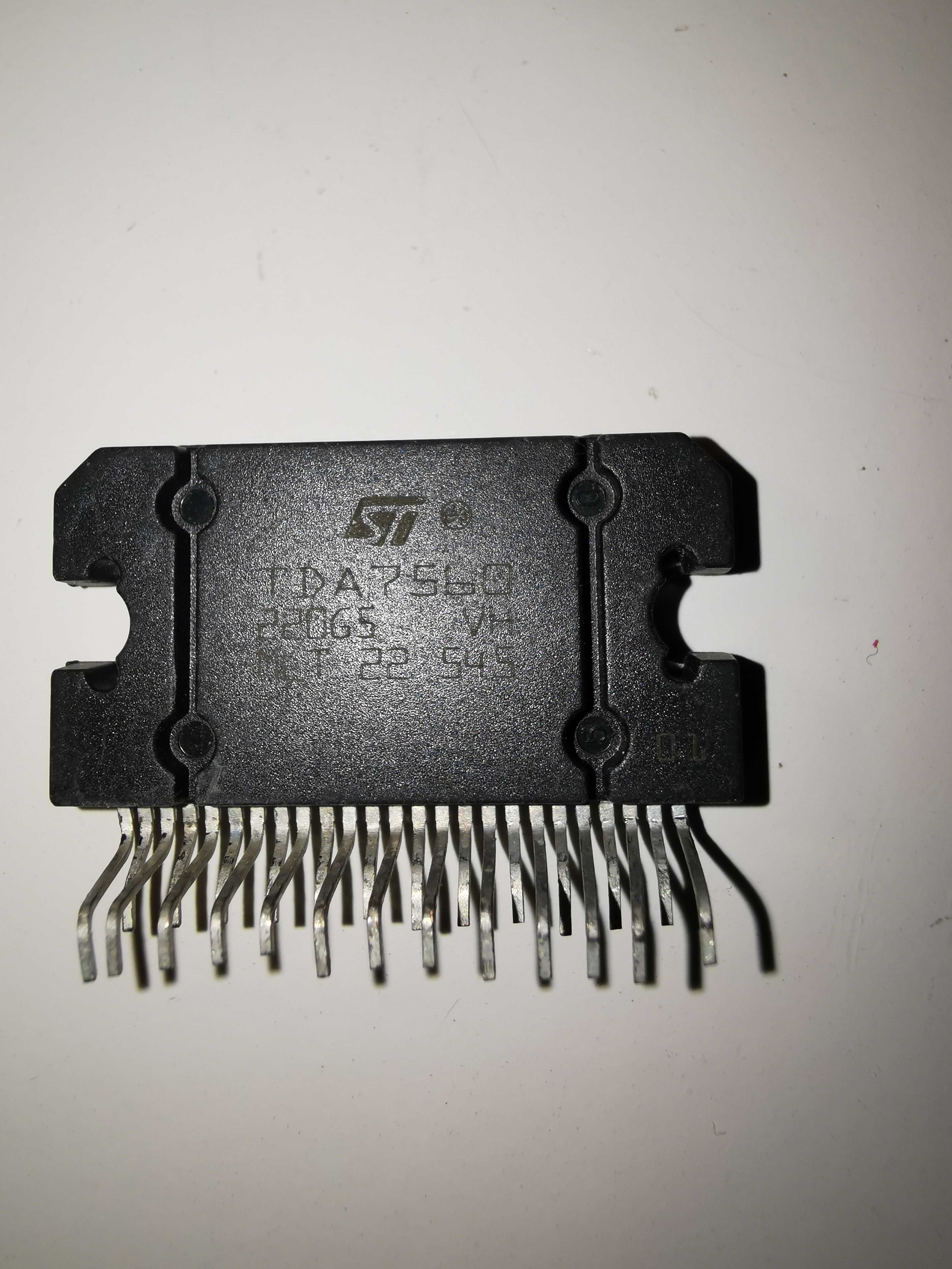TDA 7560 circuit integrat amplificator auto nou