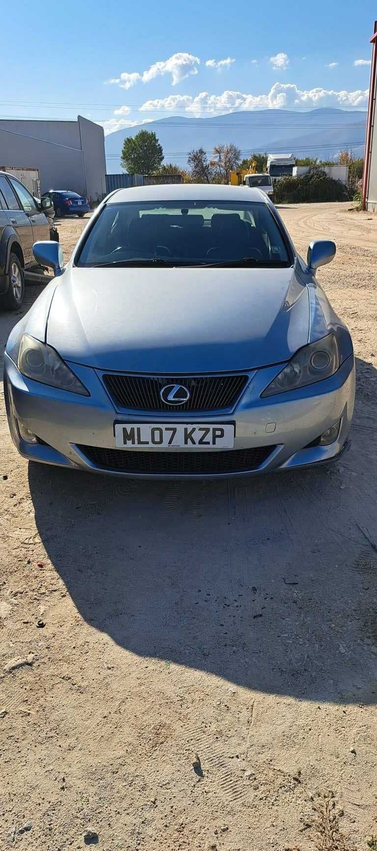 Lexus IS220 НА ЧАСТИ