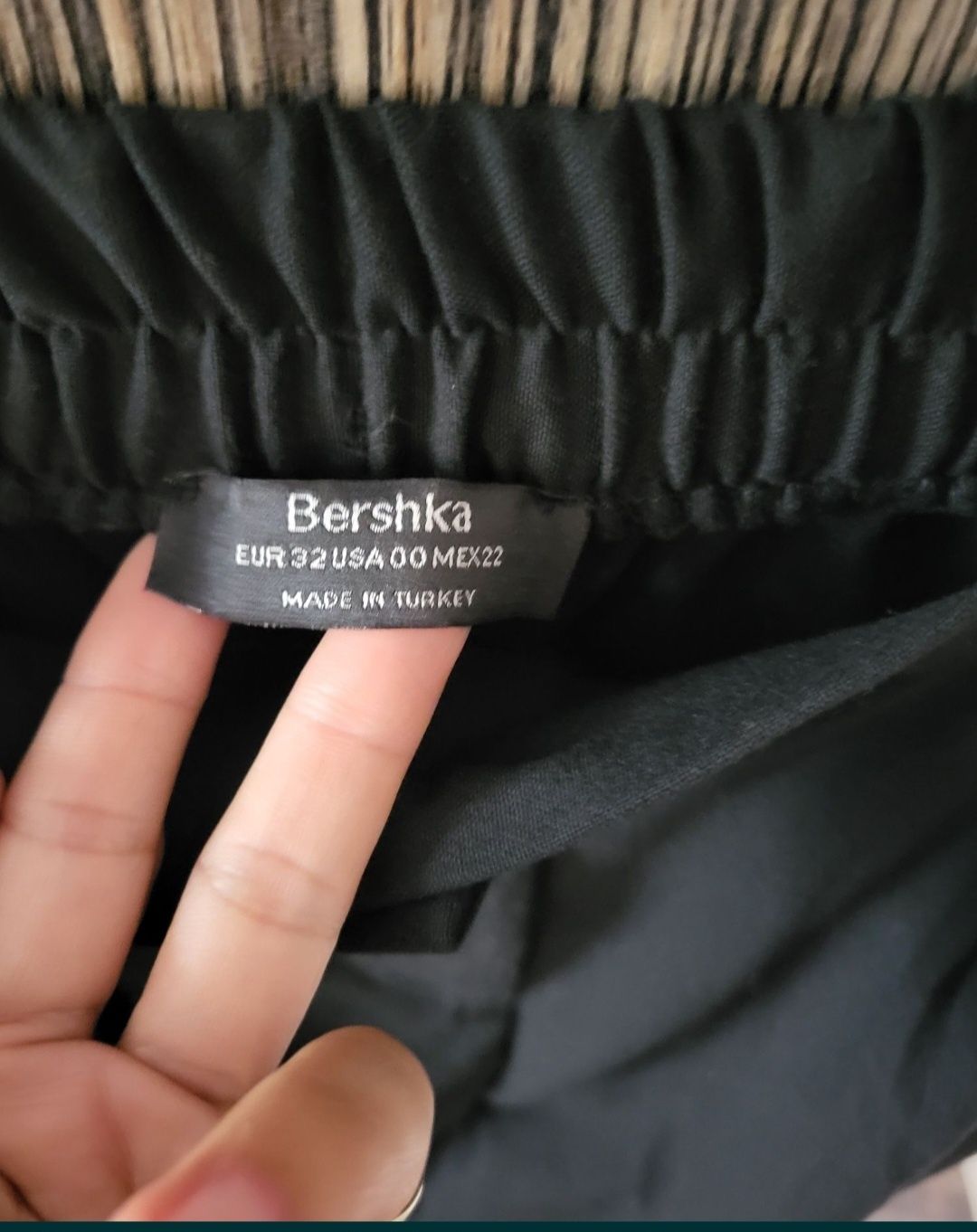 Lot hăinute xs bershka și new yorker 100lei