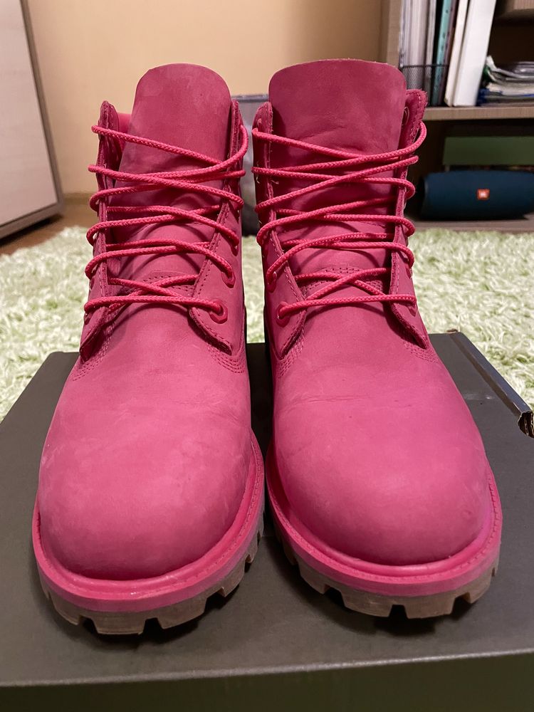 Розови дамски боти Timberland