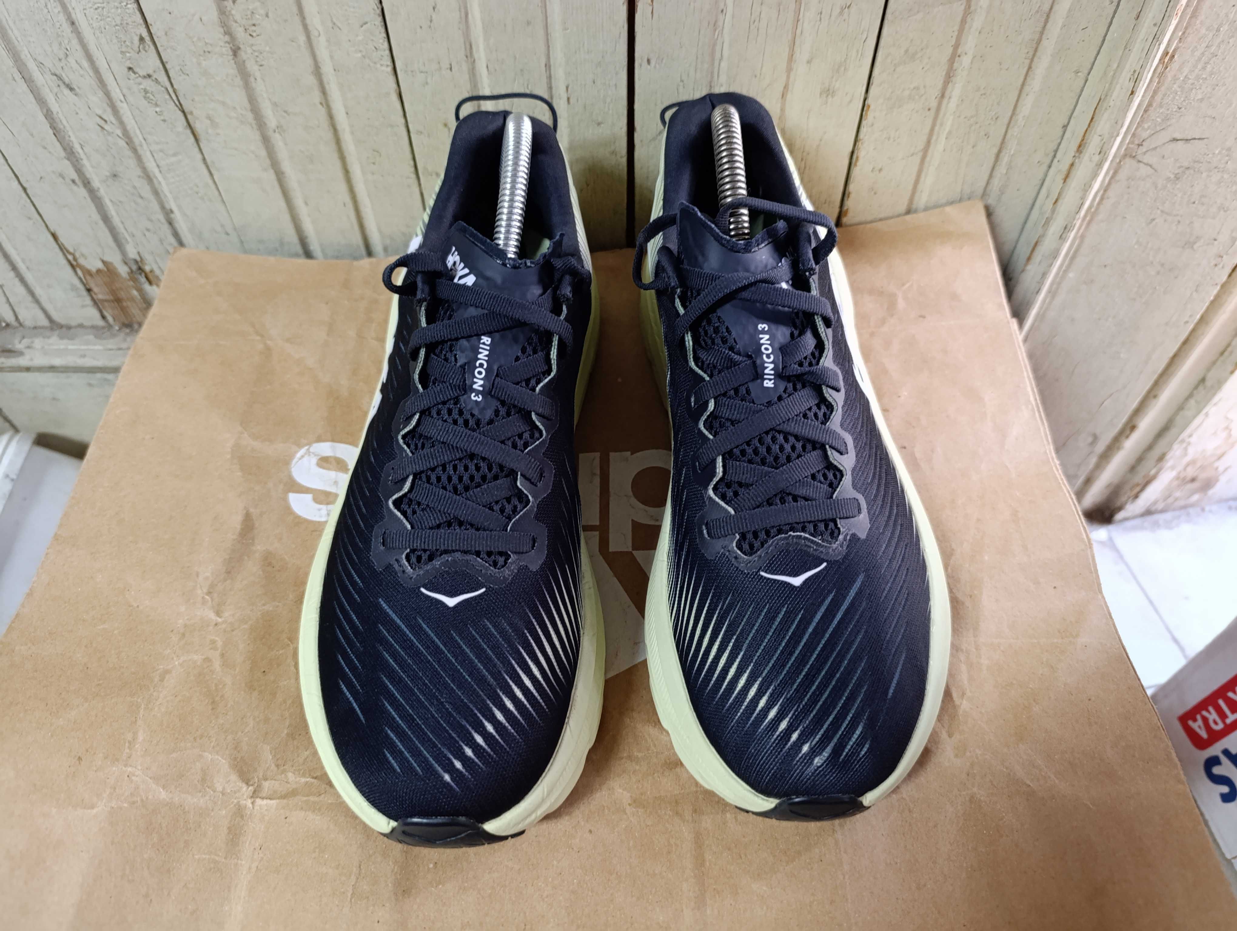 ''Hoka One One M Rincon 3''оригинални мъжки маратонки 41 номер