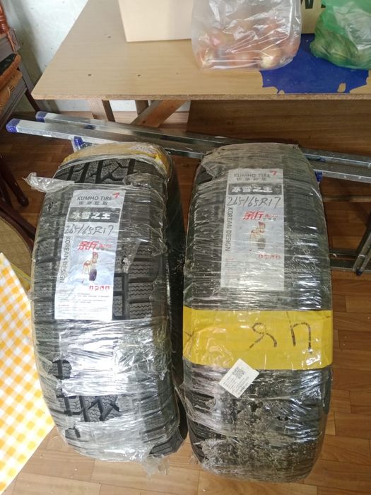 Продам новые ! Зимние шины 17 р. КОРЕЯ