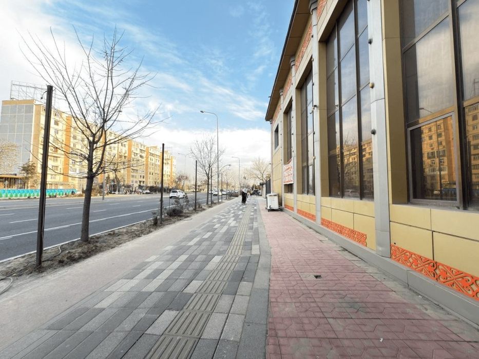 Продается комерческое здания.Туркистон.