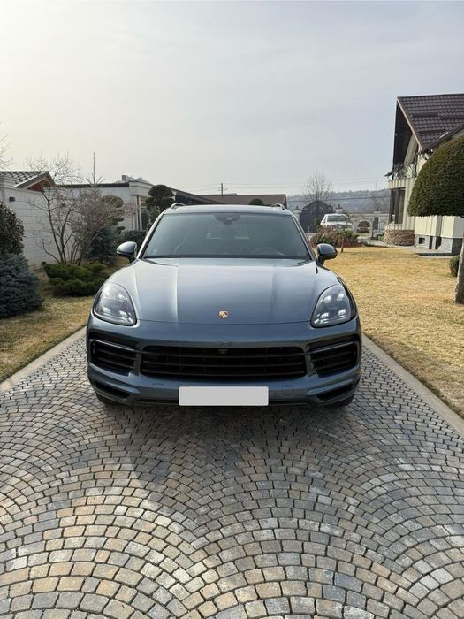 Porsche Cayenne Porsche Cayenne S