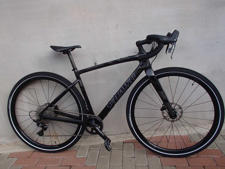 Bicicleta Gravel Specialized Diverge cu Suspensie Full Carbon-Marime M