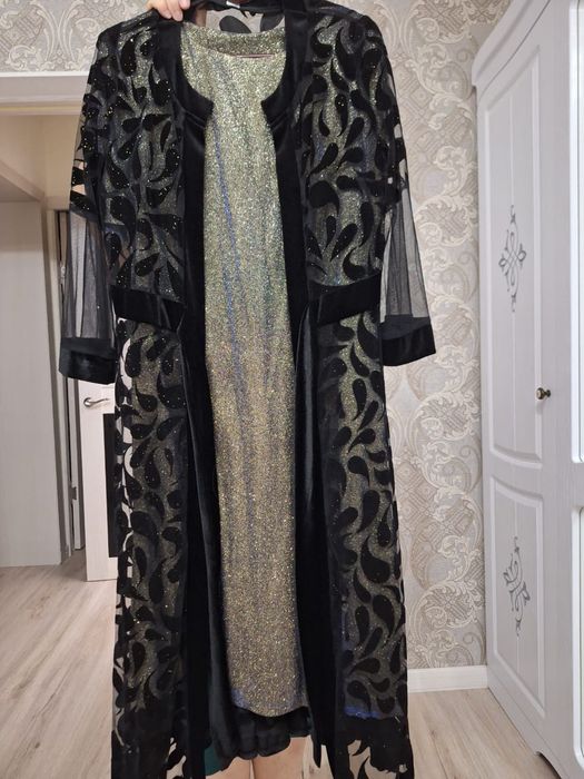 Нарядное вечернее платье