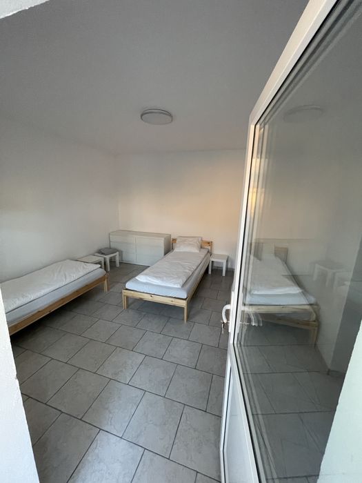 Casă de închiriat