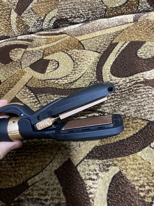 Placă de păr ,foarte calitativa