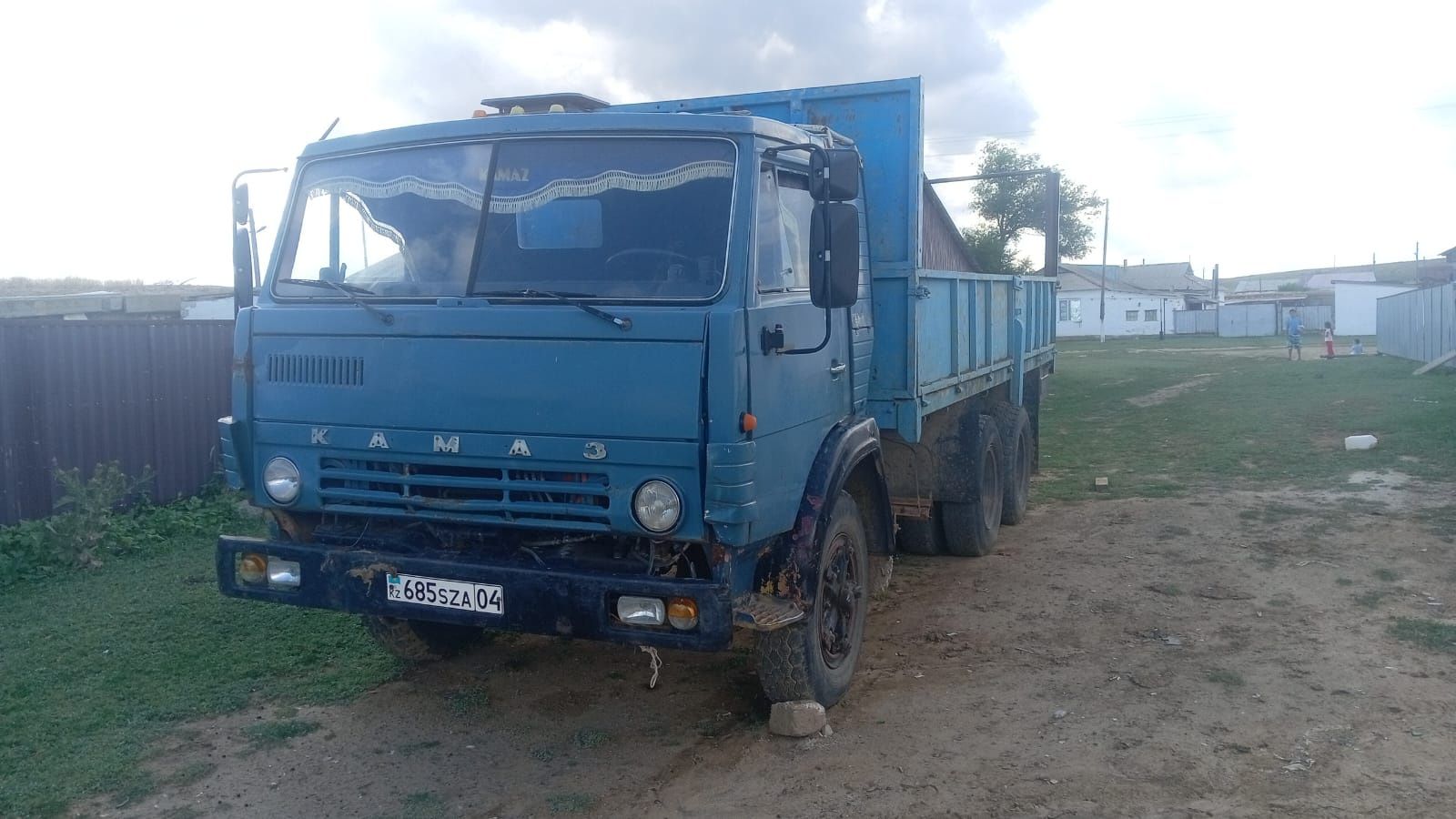 Продам КамАЗ бортовой