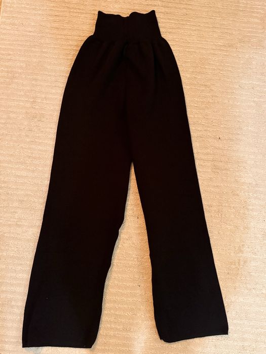 Мек, топъл и модрен плетен комплект