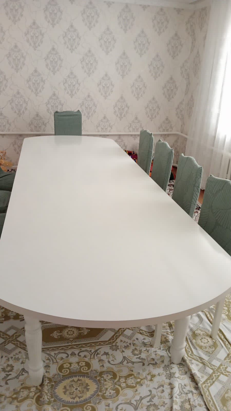 Овальный стол сатылады