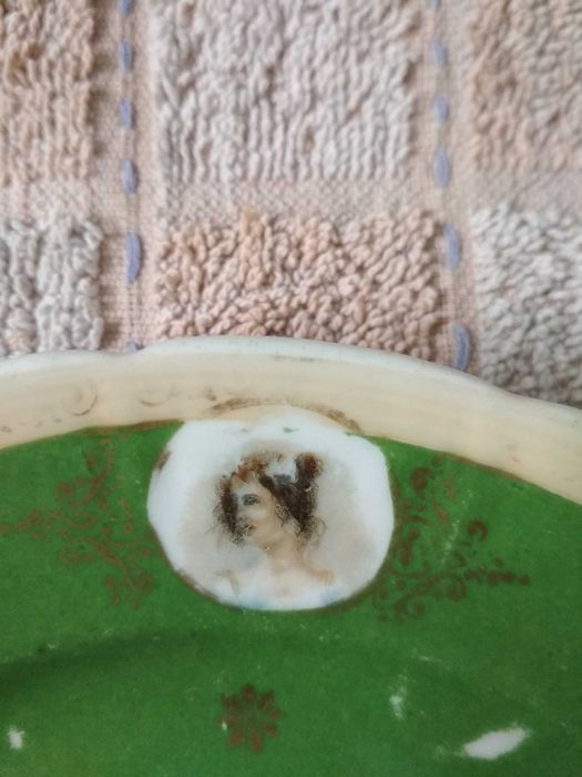 Тарелочка старинная.