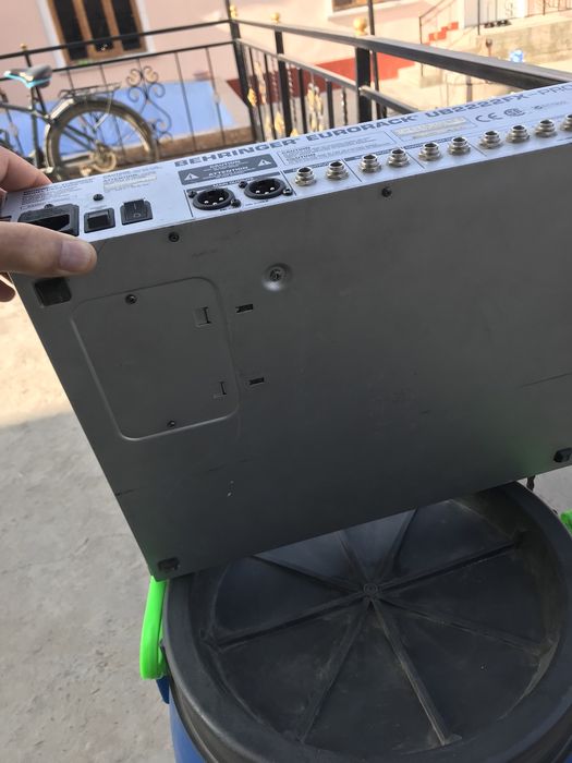 Behrinjer 2222 orginal 2 mln bulishi buni ishlatgan biladi