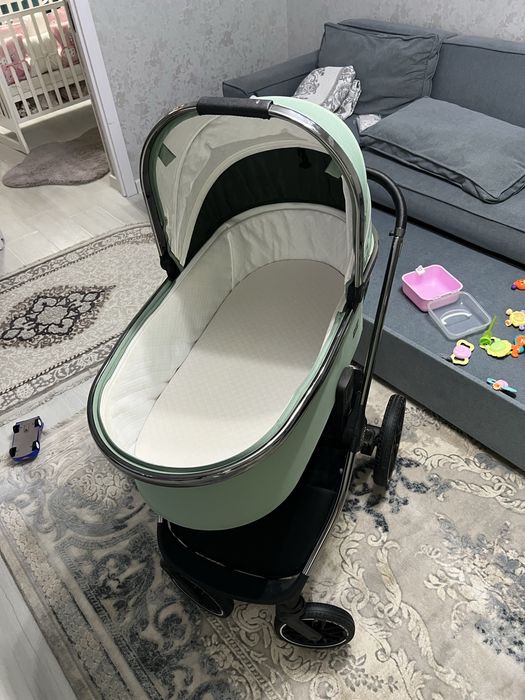Продам коляску Fimos 3в1 +автолюлька с рождения
