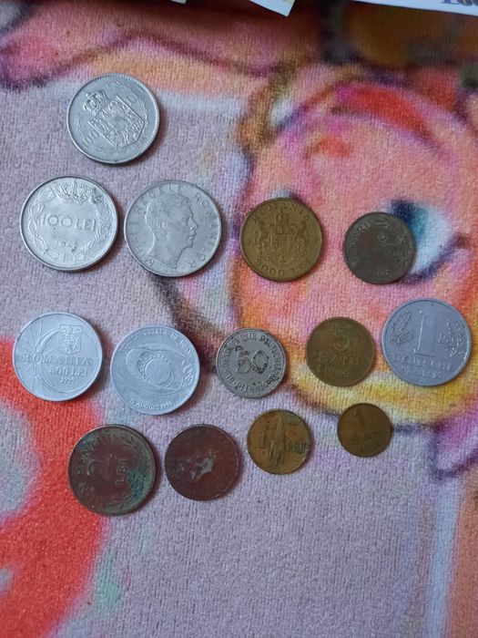 Vand bacnote vechi in stare foarte buna