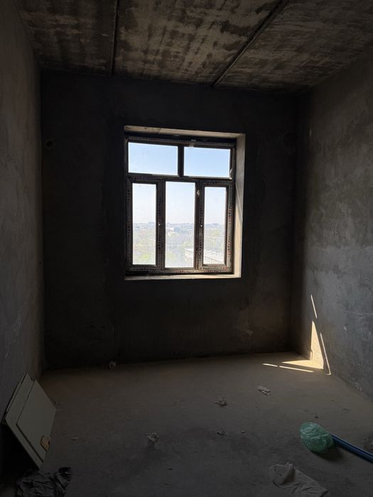 Продается квартира!! Мирзо- Улугбекский район массив Феруза, Чимган.