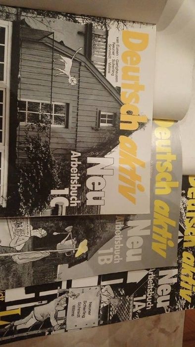 Учебници и учебни тетрадки по английски,немски,френски,руски,сугестопе