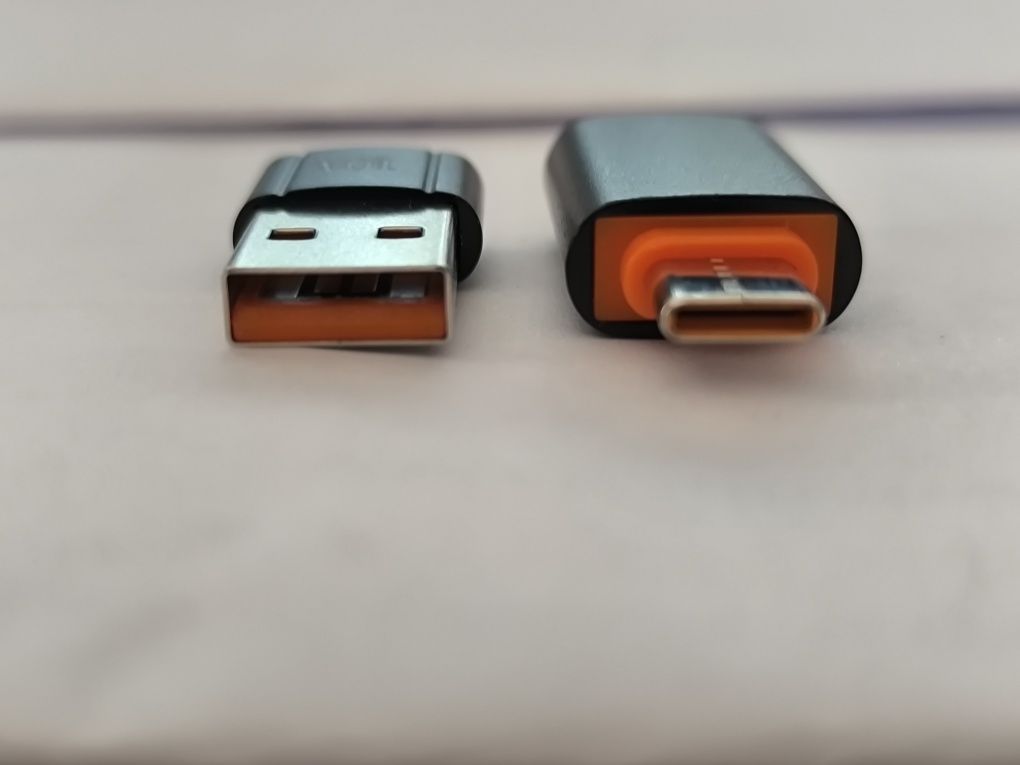 OTG адаптери ,type C към USB и USB към type c