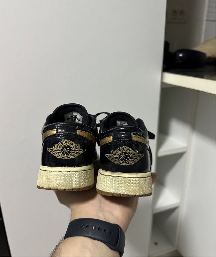 Air Jordan 1 Low