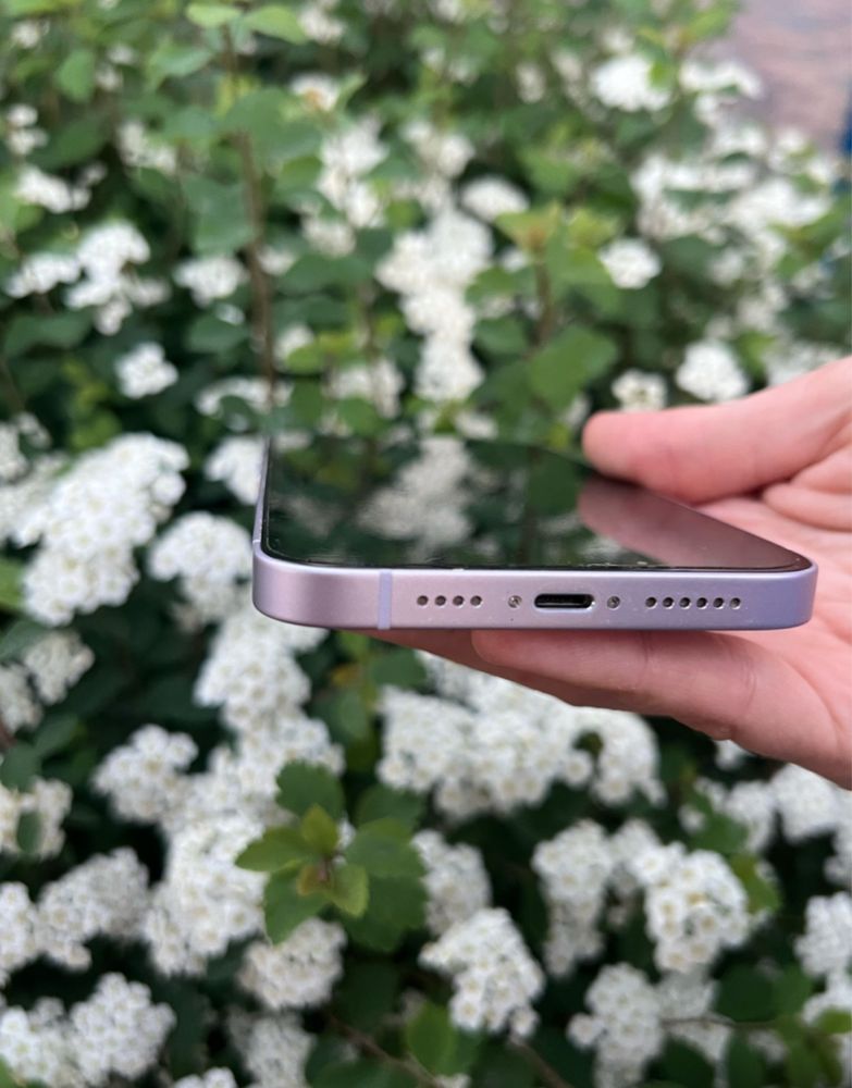 iPhone 14 plus Violet