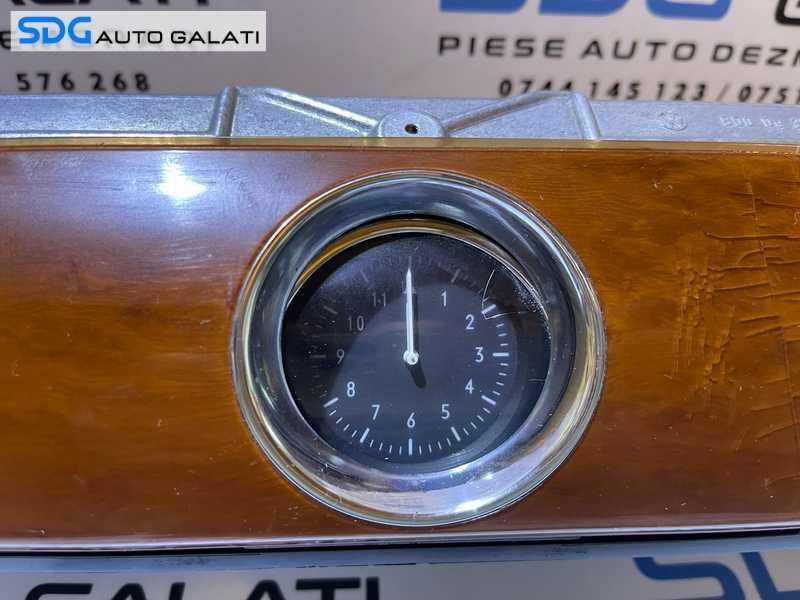 Gura Grila Aer Ventilatie Aerisire Centrala cu Ceas Bord si Capac VW Phaeton 2002 - 2010 Cod 3D1819144 3D0919204 3D0820511