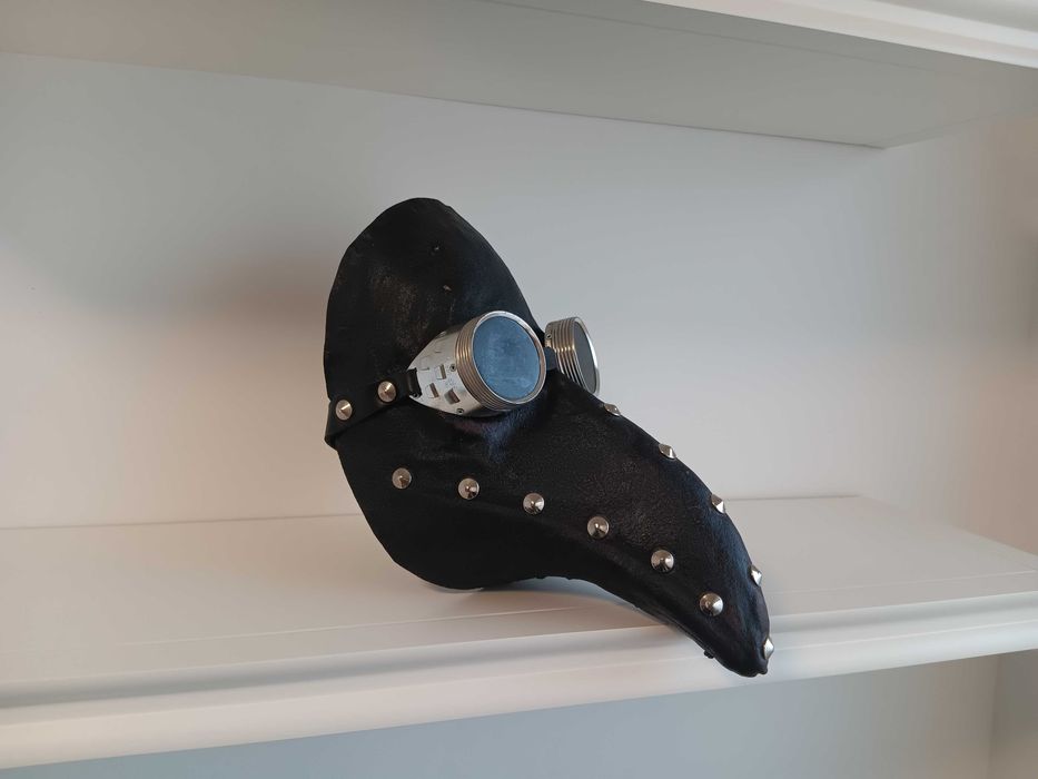 Автентична кожена венецианска маска – ръчна изработка