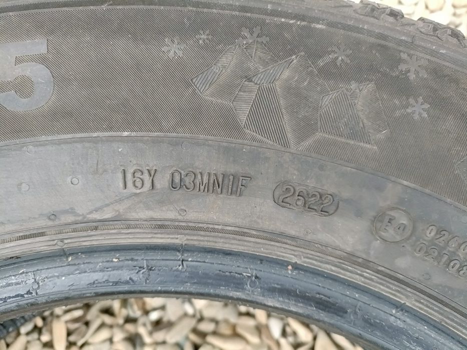 215 70 R16 Semperit DOT22