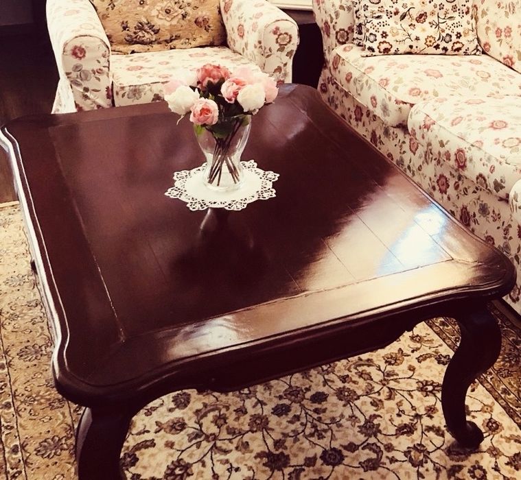 Холна ретро масивна маса