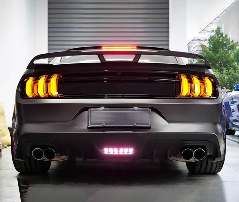 Ford mustang задни стопове 15-17 18+ жълт мигач