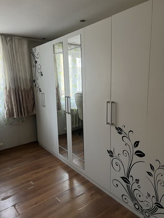 Продам Шкаф в отличном состоянии