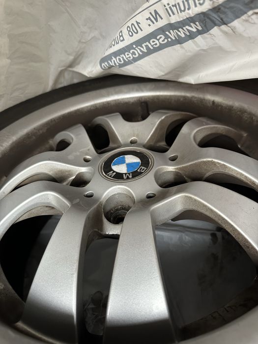 Jante BMW seria 3 E90 205 55 16 + Cauciucuri iarna