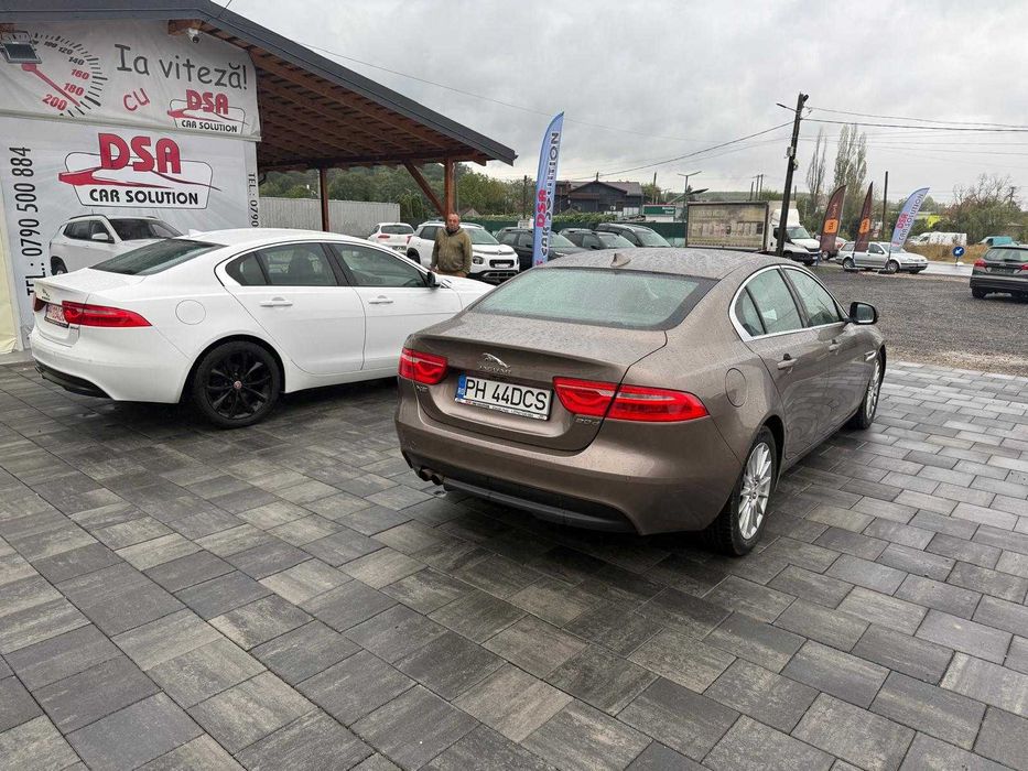 Jaguar Xe - 2016 - 2.0 diesel Automat - 9900euro
